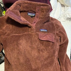 patagonia sweatshirt